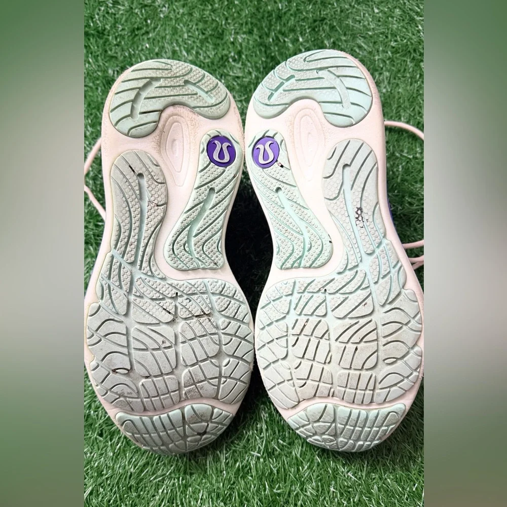 lululemon athletica Women's Cream and‎ Purple Athletic Shoes Size 7.5